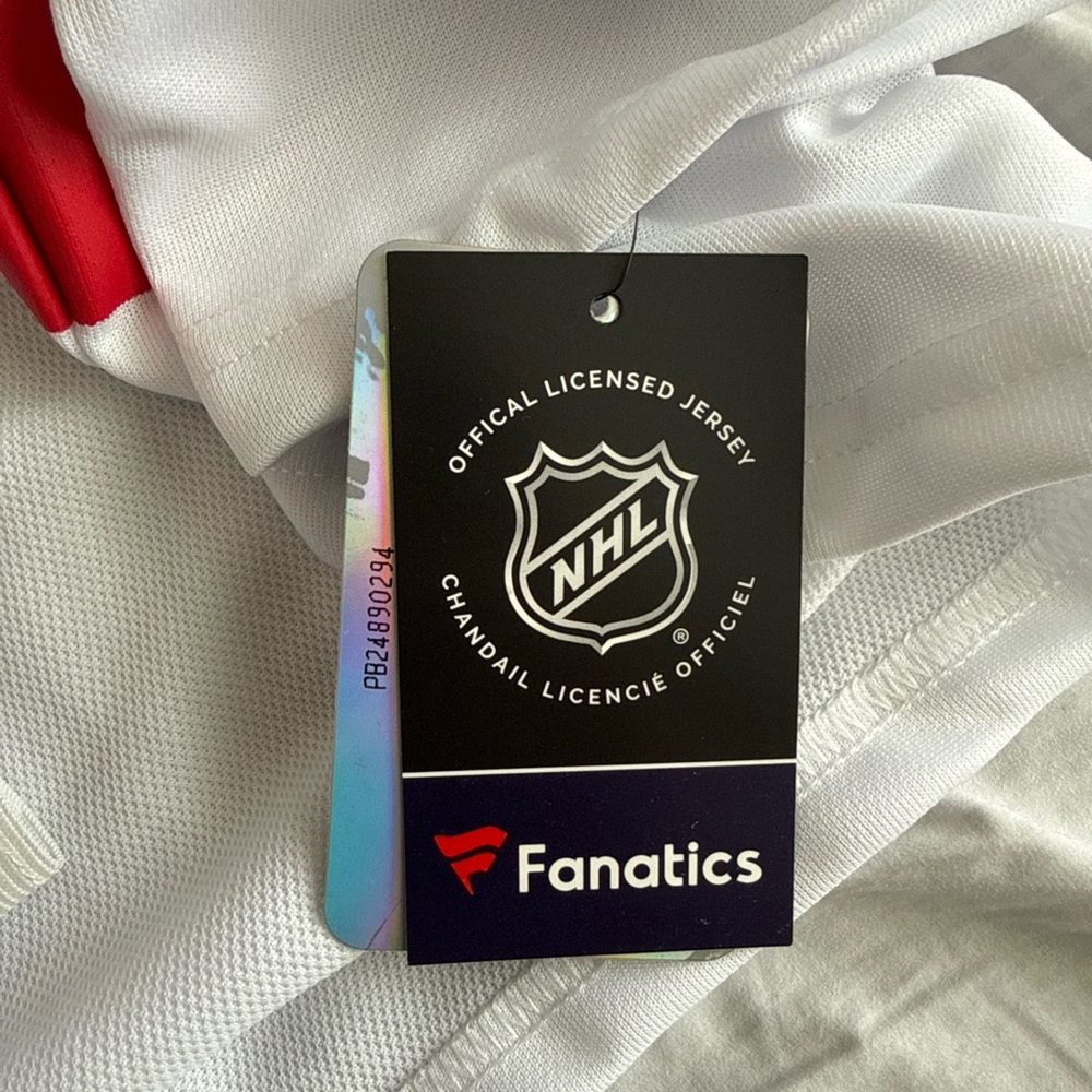 MEN’S BAUER NATHAN MACKINNON #29 TEAM CANADA 2026 OLYMPIC JERSEY SZ XL NWT RARE - Picture 6 of 7